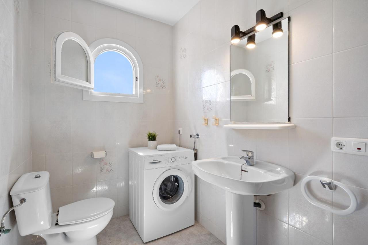 Villa Las Marinas - 4, Con Piscina Privada Y A 5 Minutos De La Playa Arenal d'en Castell Buitenkant foto