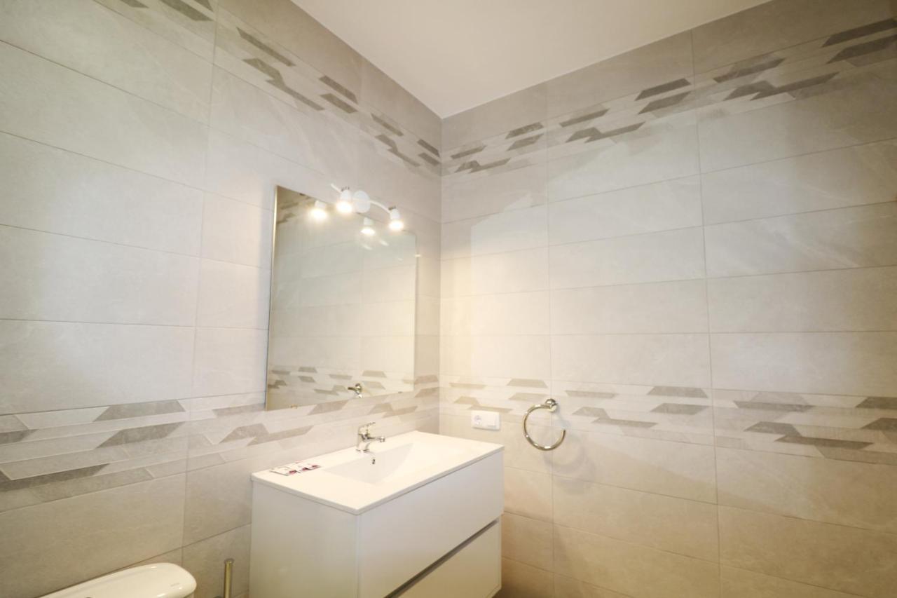 Villa Las Marinas - 4, Con Piscina Privada Y A 5 Minutos De La Playa Arenal d'en Castell Buitenkant foto